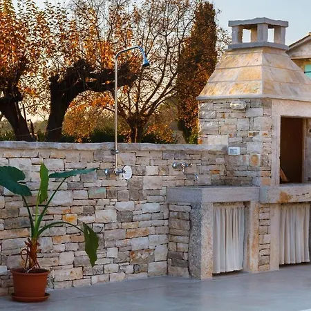 Nima - House With Private Pool * Barban